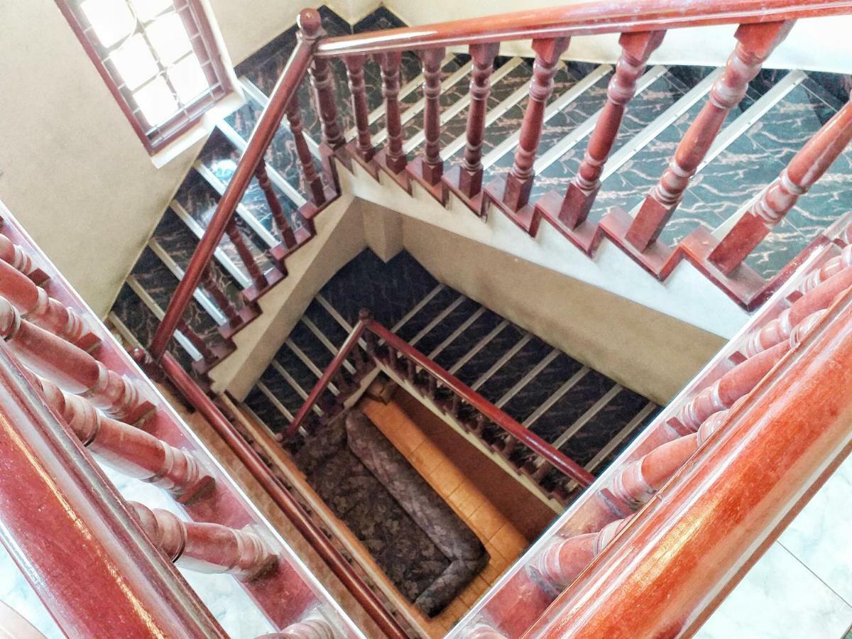 Ginza Rest Kandy Tennekumbura Bagian luar foto